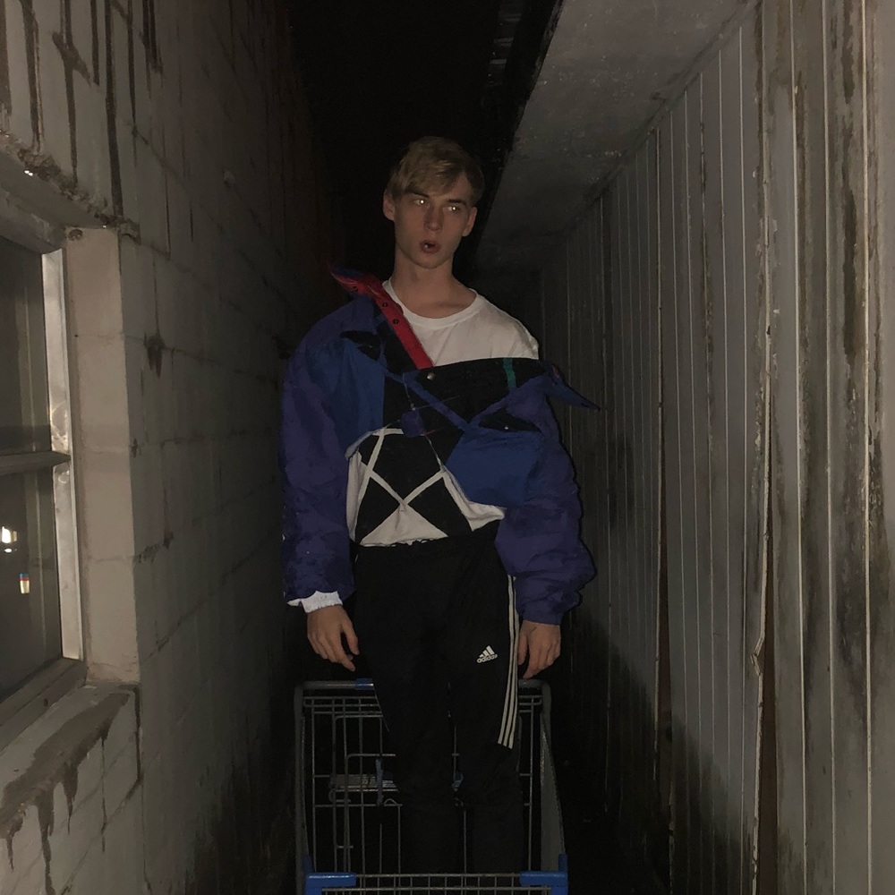 Meet your Posher, Xander